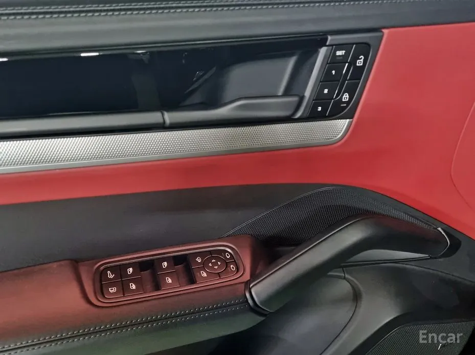 Фото 7 - Porsche Cayenne