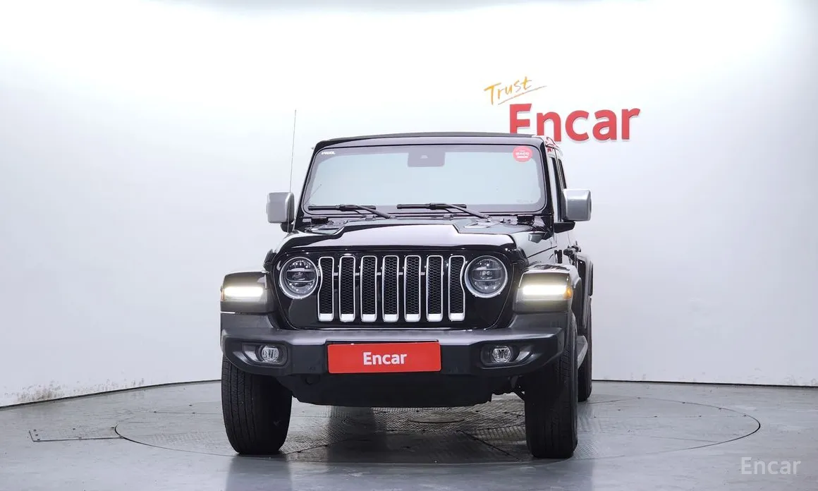 Фото 3 - Jeep Wrangler