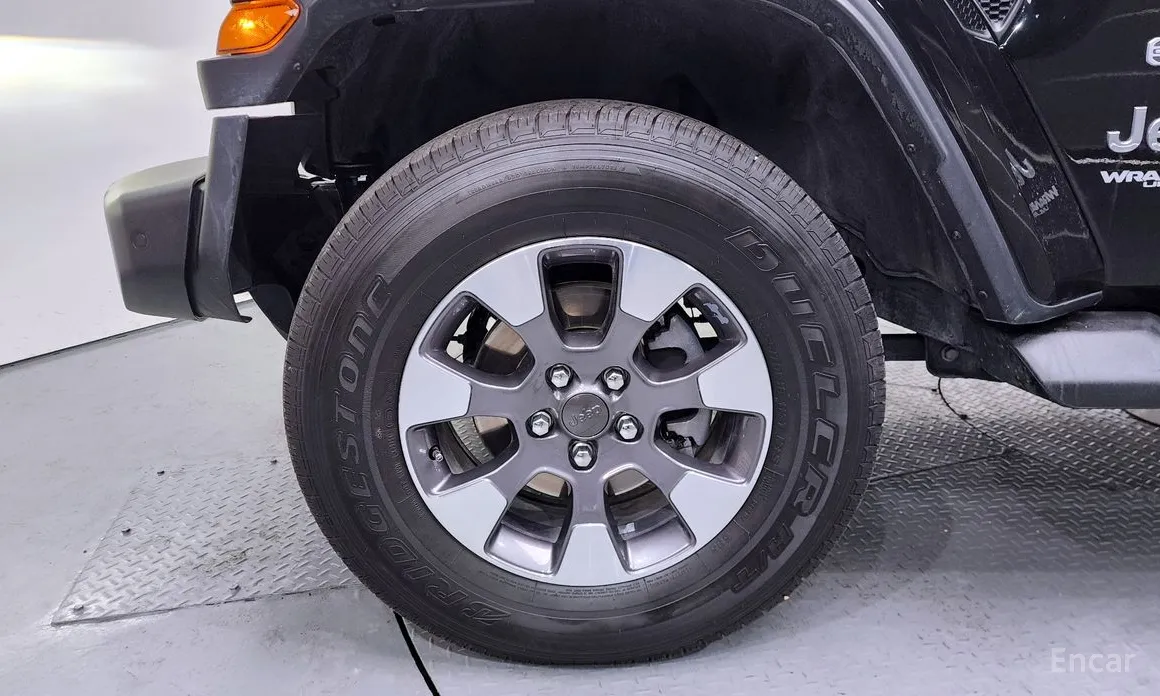 Фото 5 - Jeep Wrangler