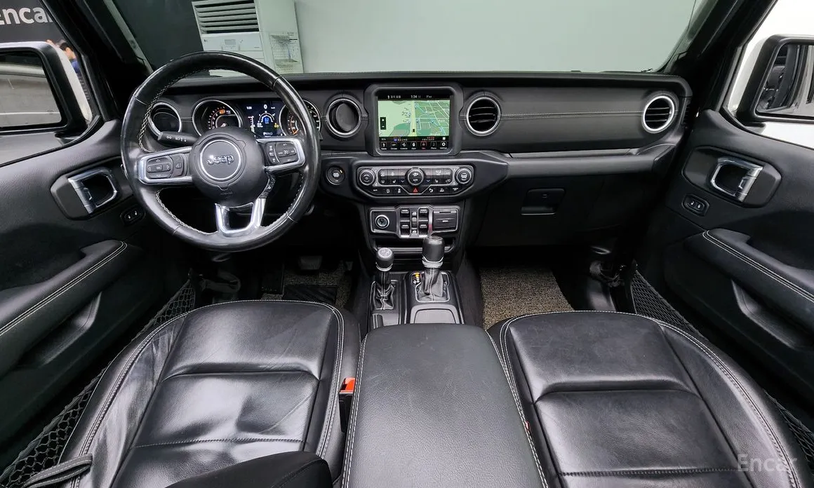 Фото 7 - Jeep Wrangler