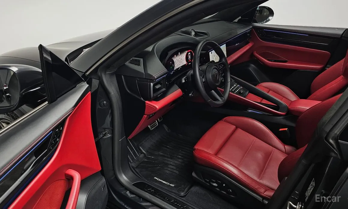 Фото 11 - Porsche Macan