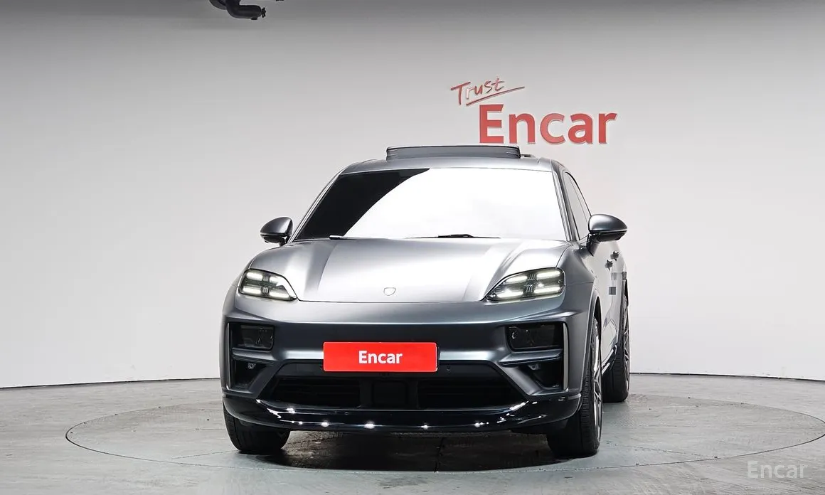 Фото 3 - Porsche Macan