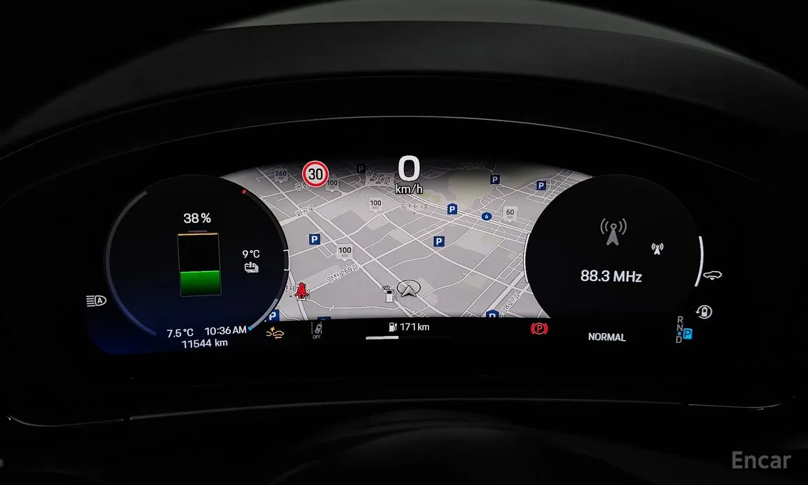 Фото 8 - Porsche Macan