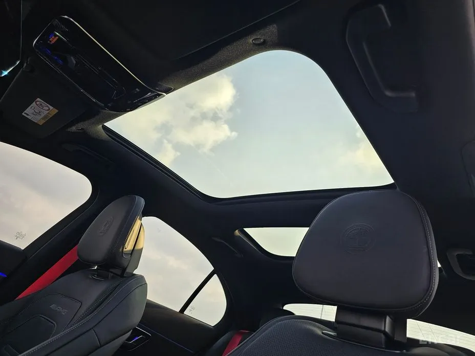 Фото 15 - Mercedes-Benz E-Class