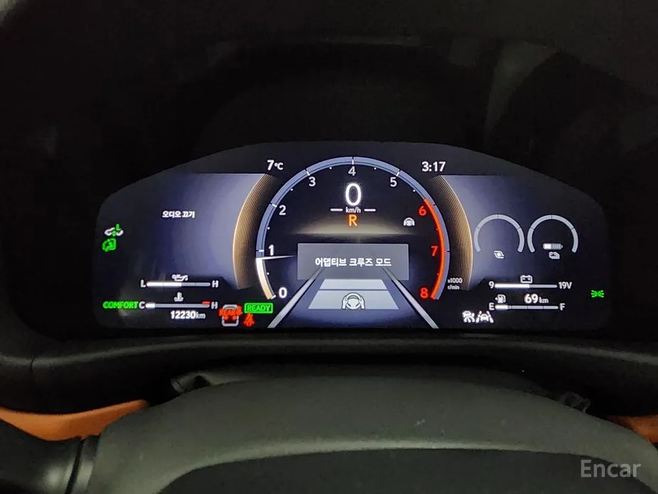 Фото 8 - Lexus LX