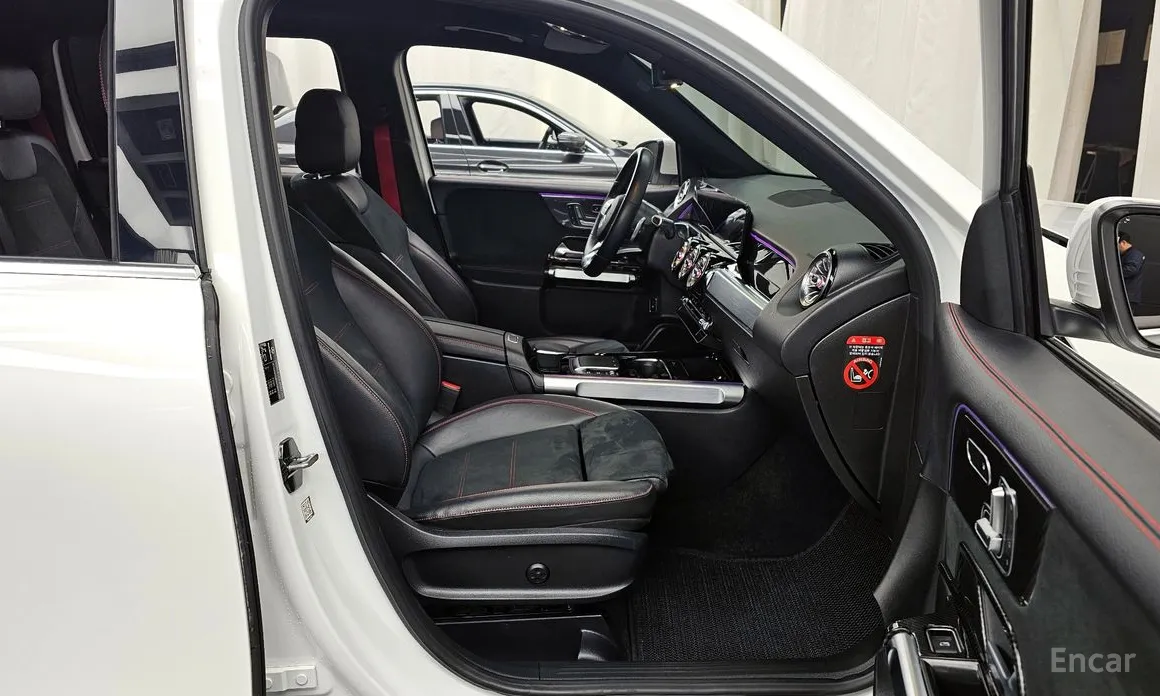 Фото 11 - Mercedes-Benz GLB-Class