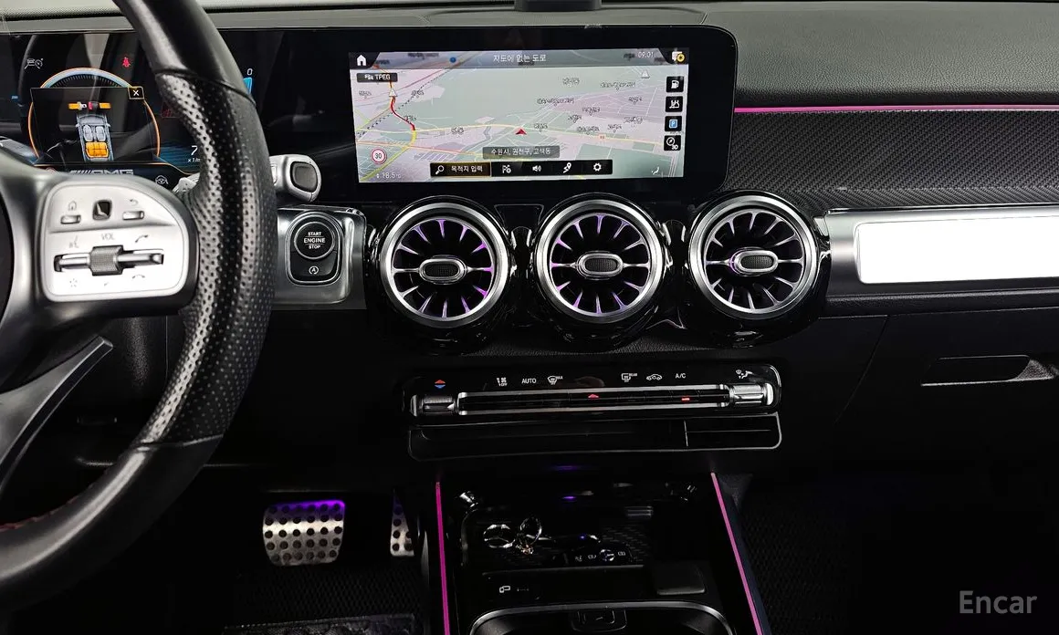 Фото 14 - Mercedes-Benz GLB-Class