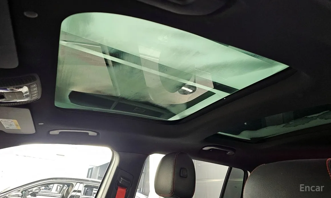 Фото 19 - Mercedes-Benz GLB-Class