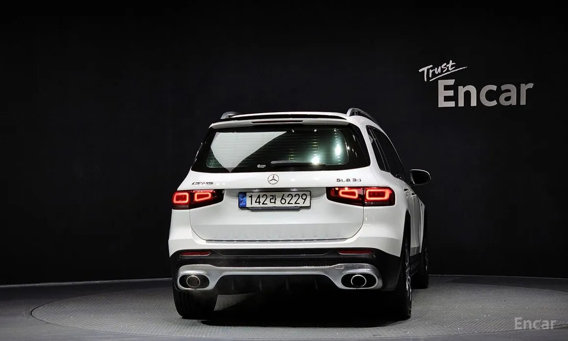 Фото 4 - Mercedes-Benz GLB-Class