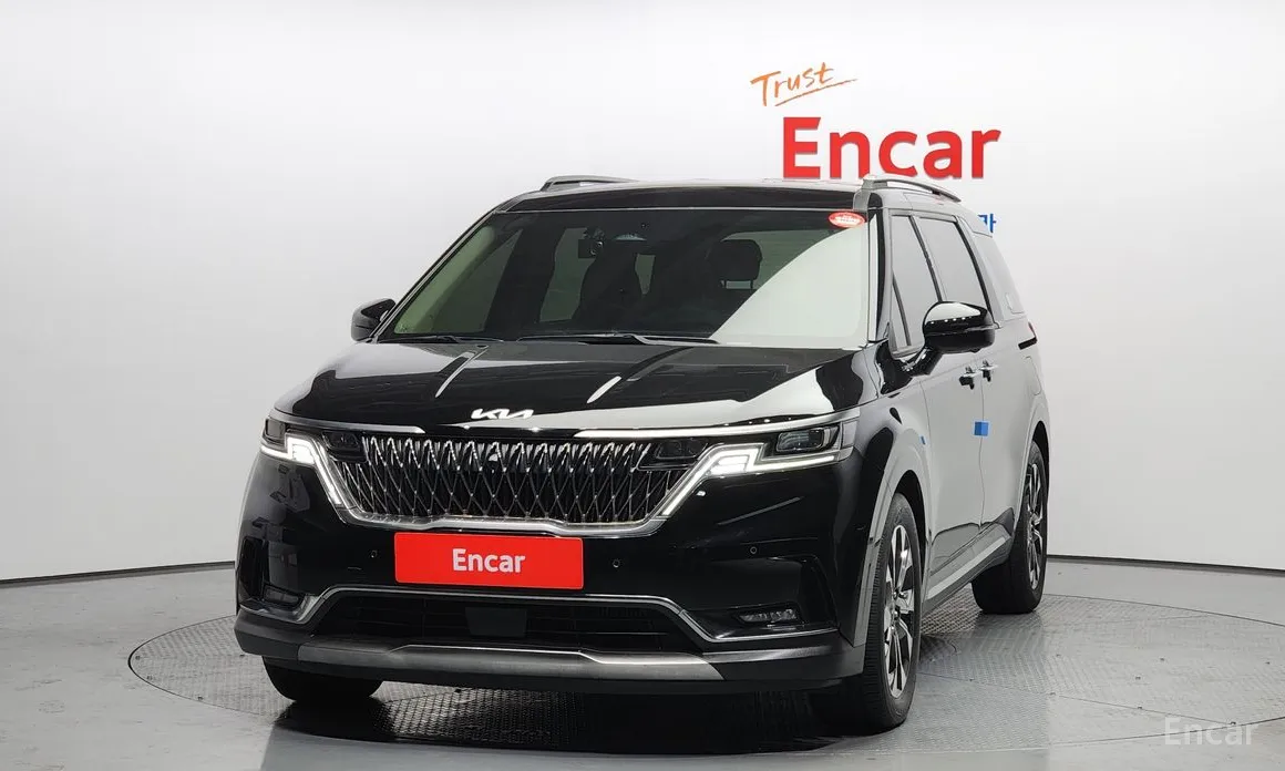 Фото 3 - Kia Carnival