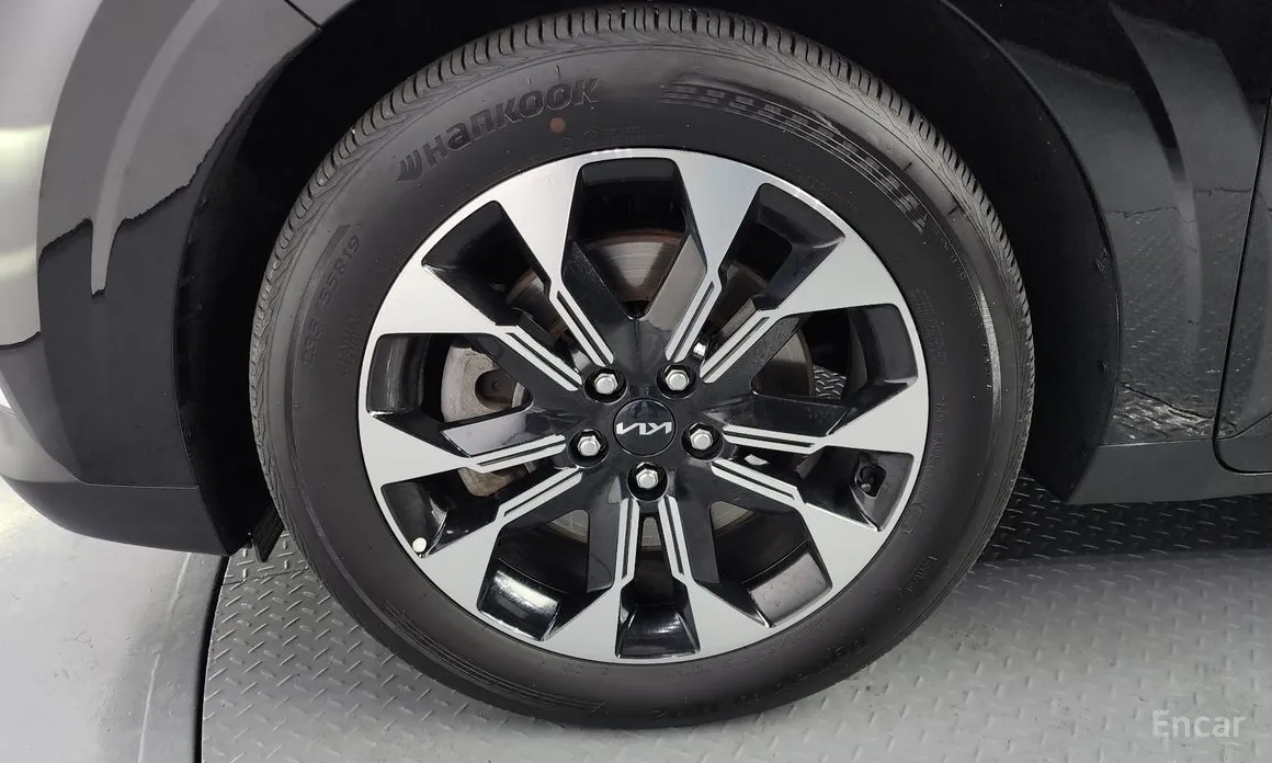 Фото 5 - Kia Carnival