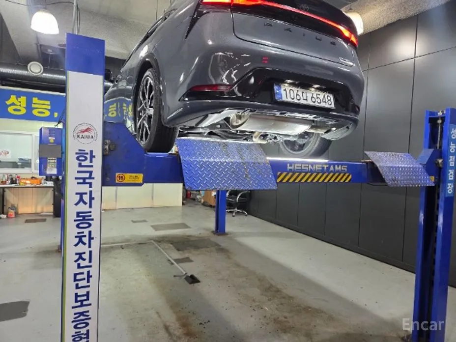 Фото 2 - Toyota Prius