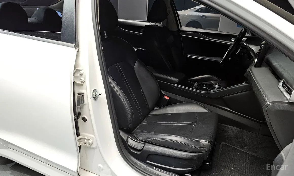 Фото 10 - Kia K5