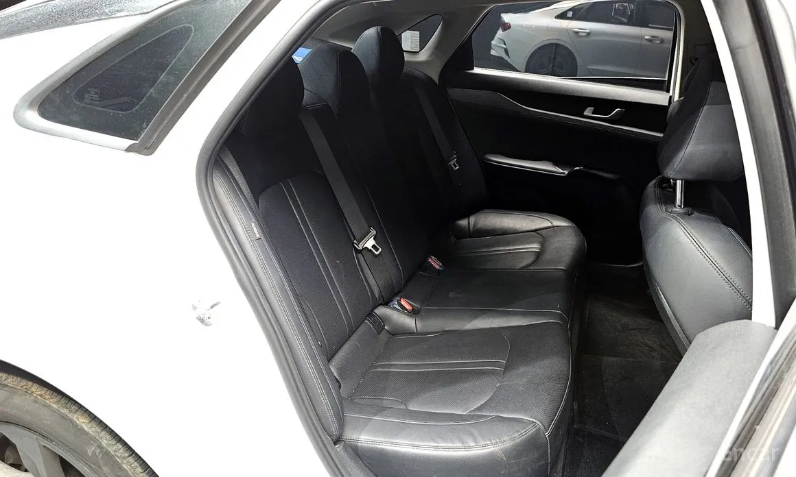 Фото 12 - Kia K5