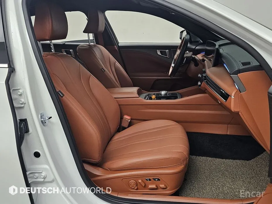 Фото 10 - Kia K8