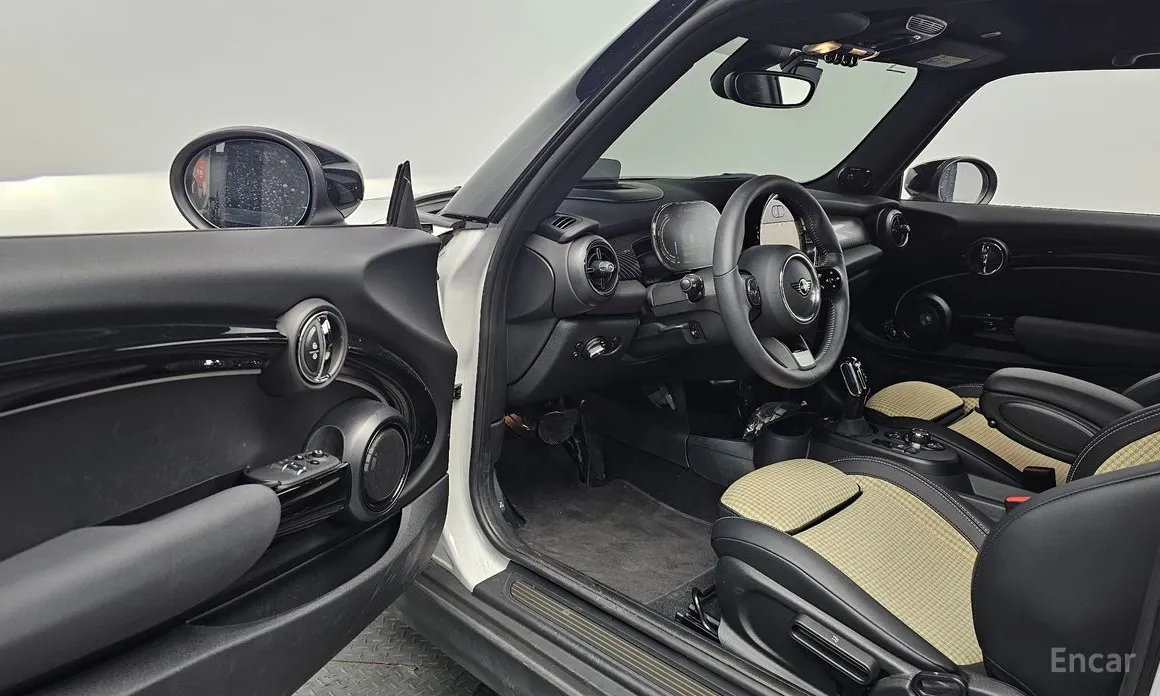 Фото 11 - Mini Cooper