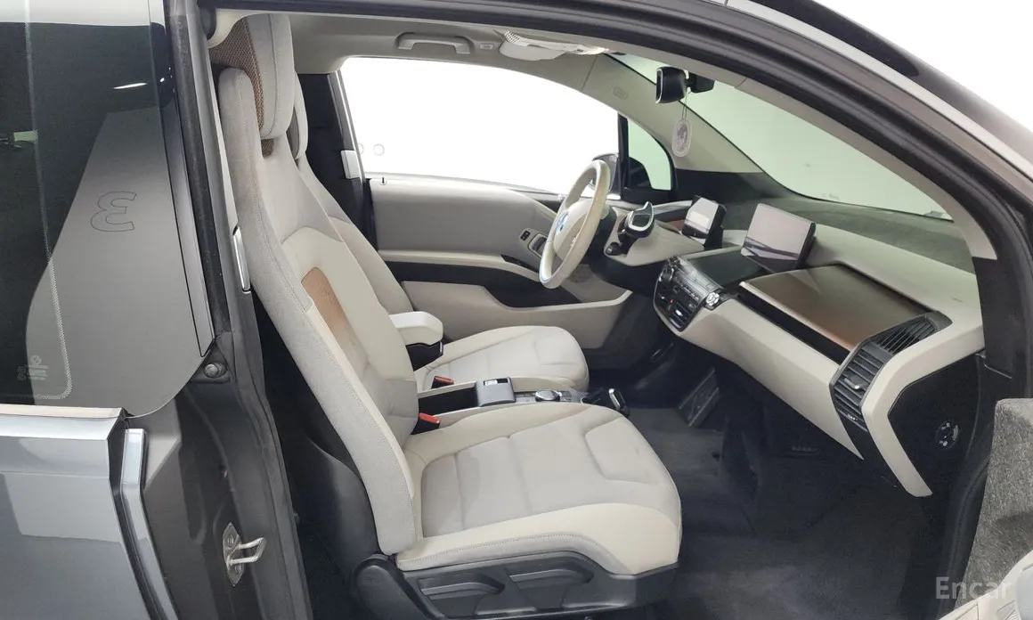 Фото 11 - BMW i3