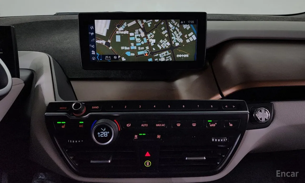 Фото 16 - BMW i3