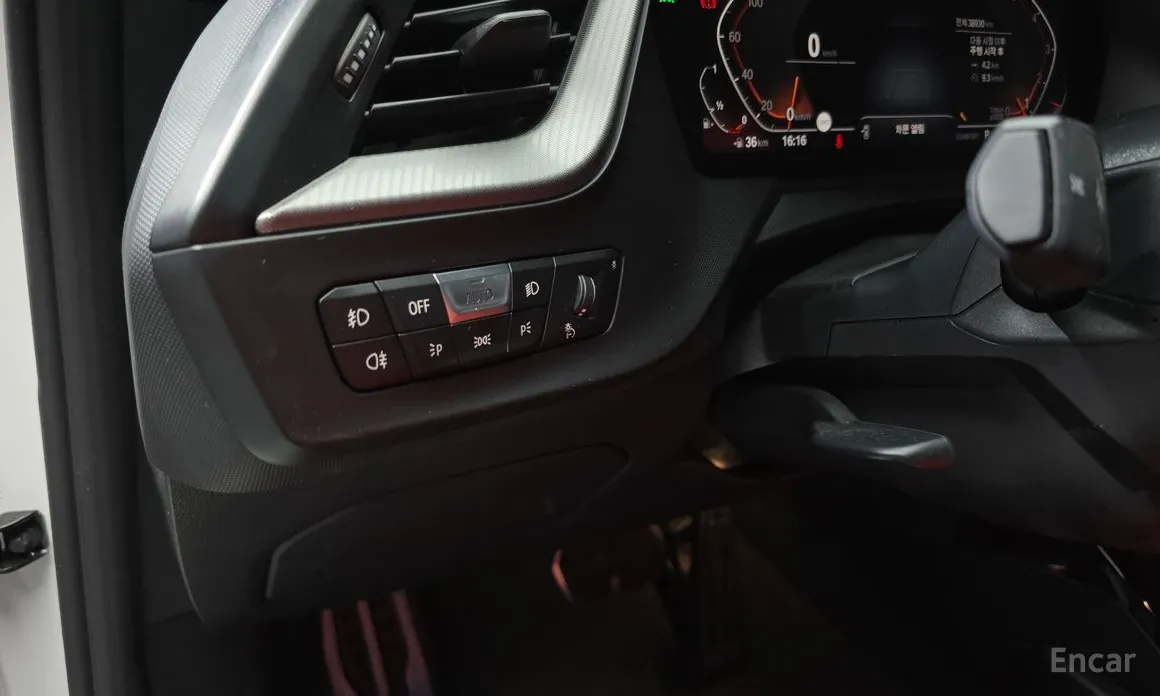 Фото 17 - BMW 1 Series