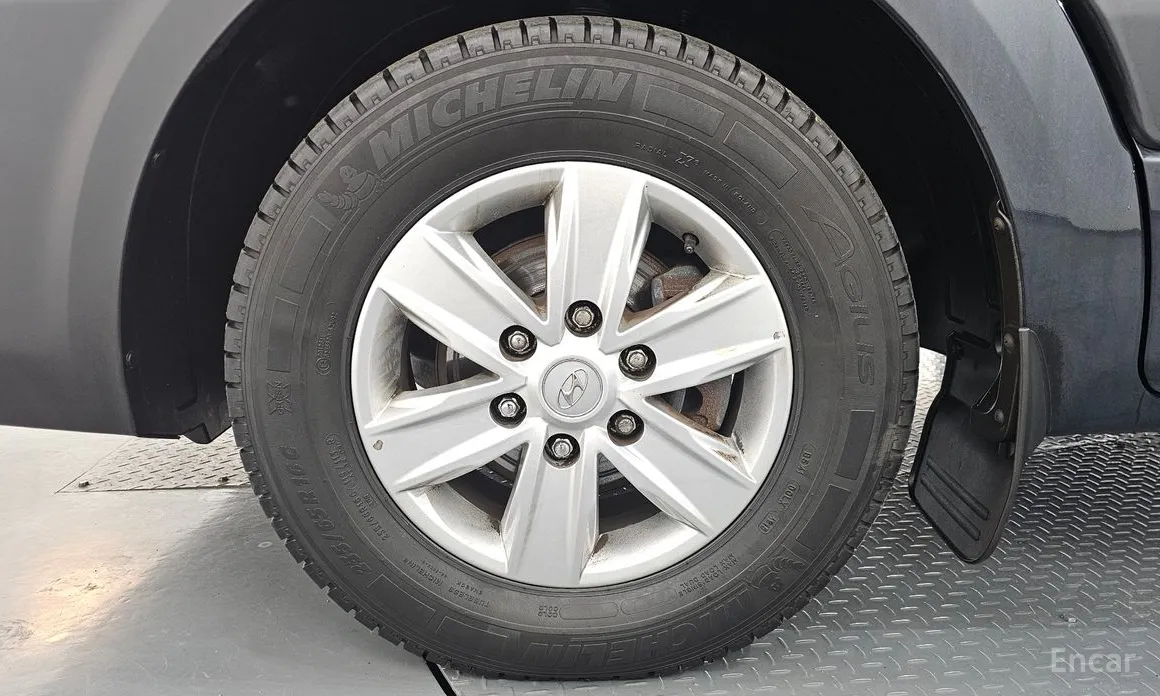 Фото 5 - Hyundai Solati