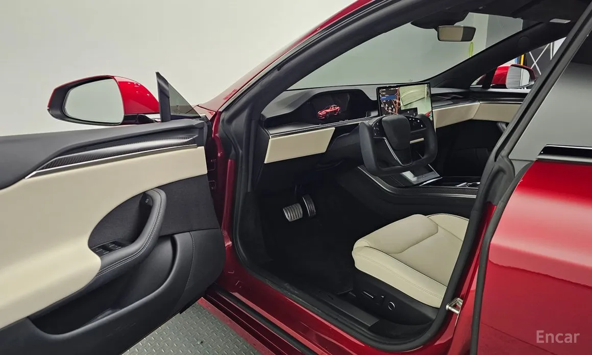 Фото 10 - Tesla Model S