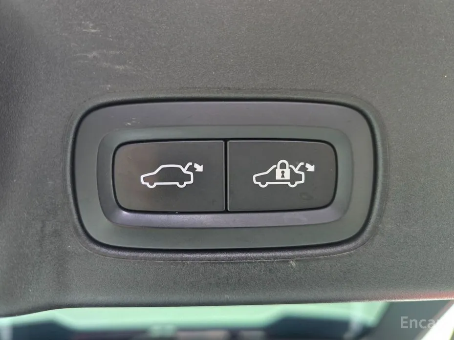 Фото 20 - Volvo V90