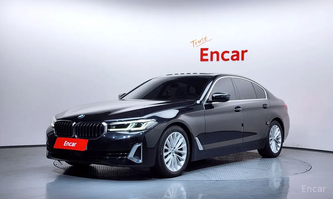 BMW 5 Series 2017 520i Luxury