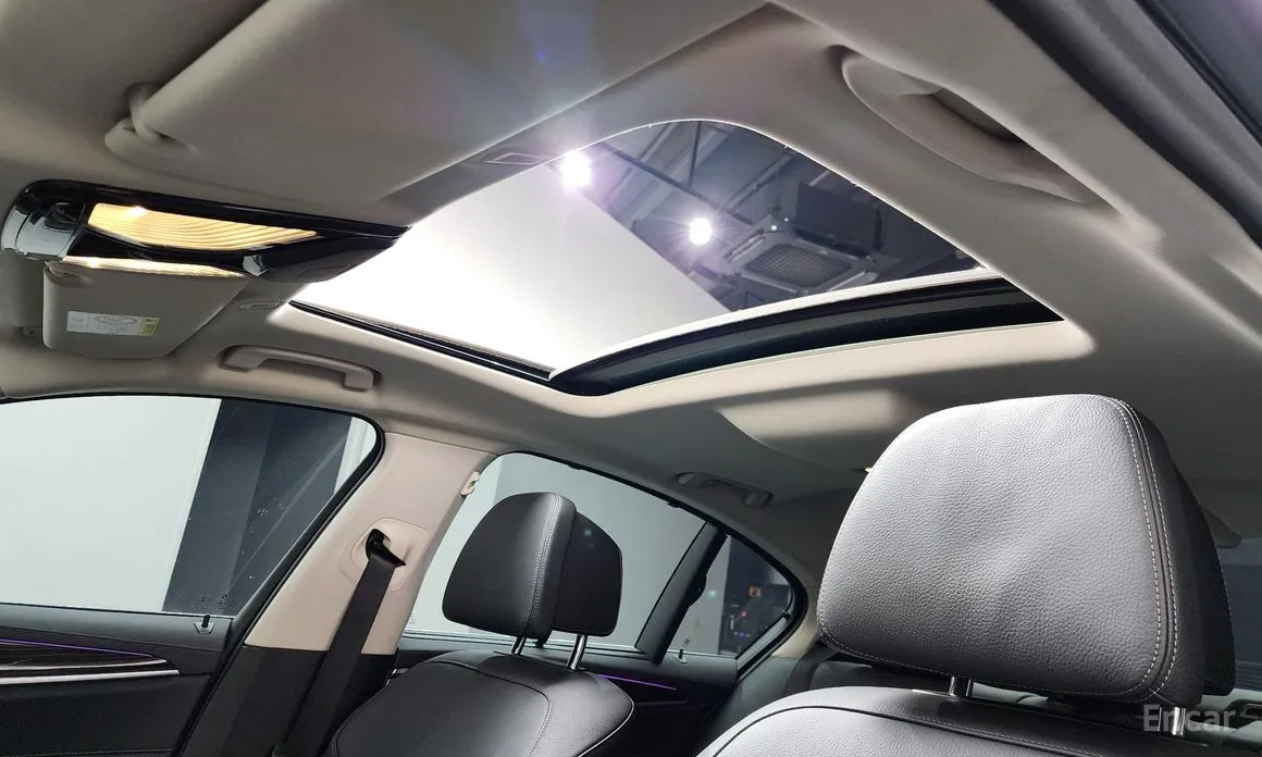 BMW 5 Series 2017 520i Luxury