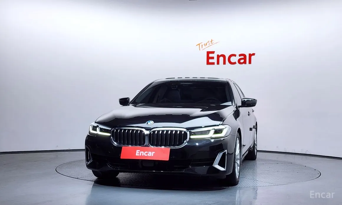 BMW 5 Series 2017 520i Luxury