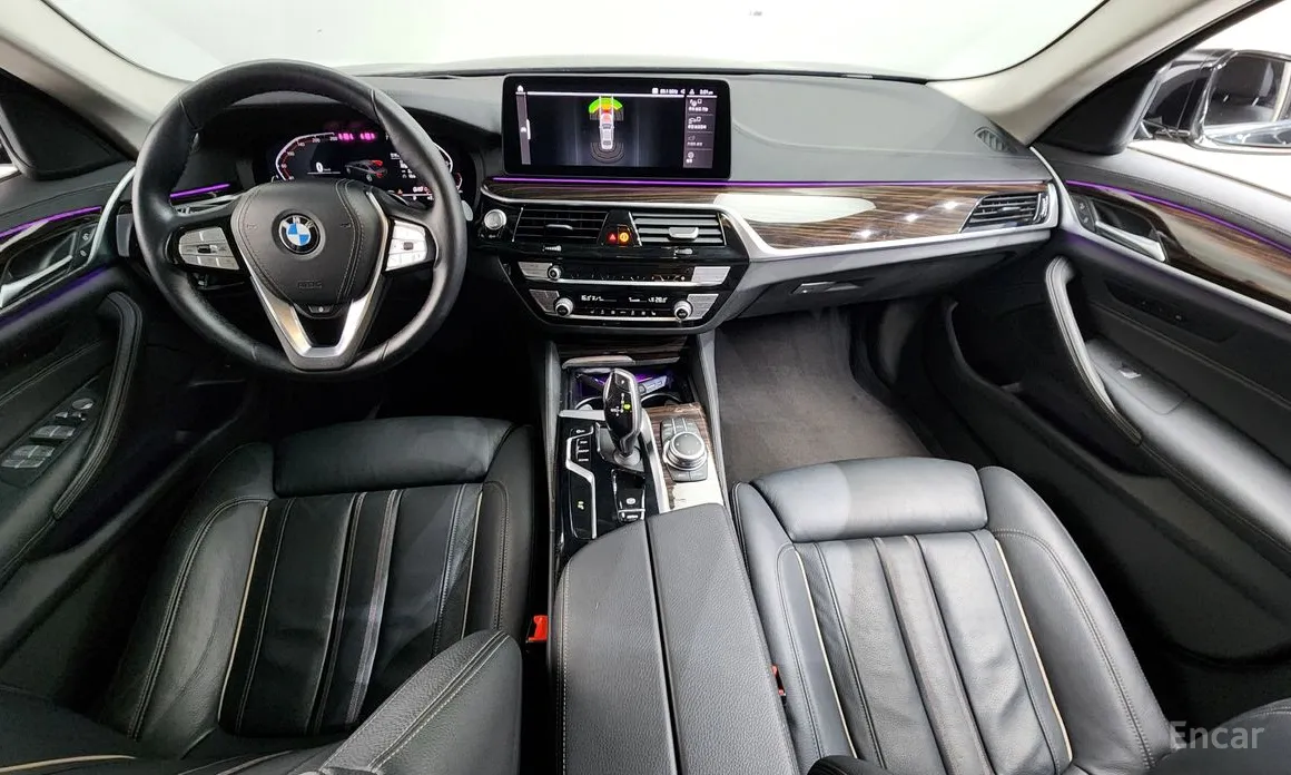 BMW 5 Series 2017 520i Luxury