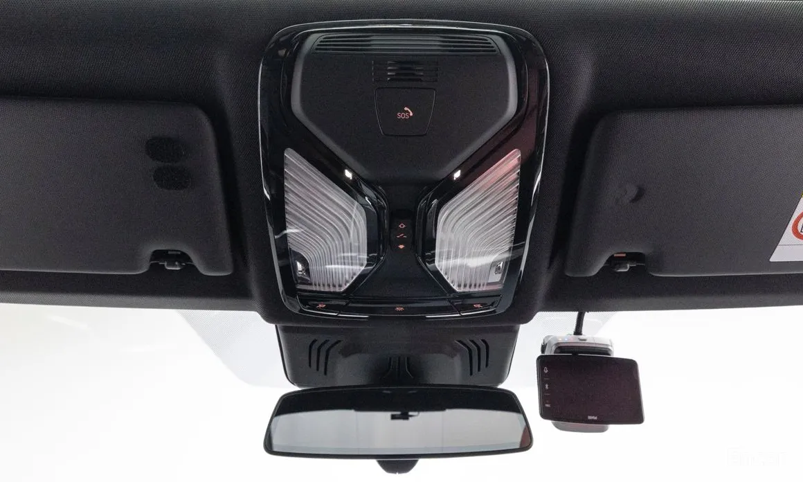 Фото 16 - BMW 3 Series