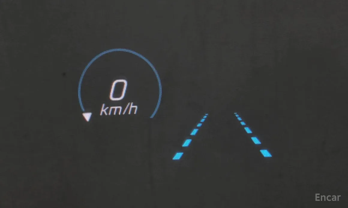 Фото 17 - Mercedes-Benz E-Class