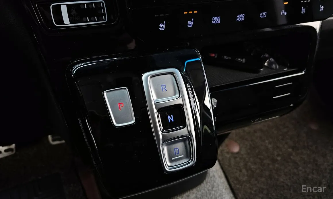 Фото 9 - Hyundai Staria