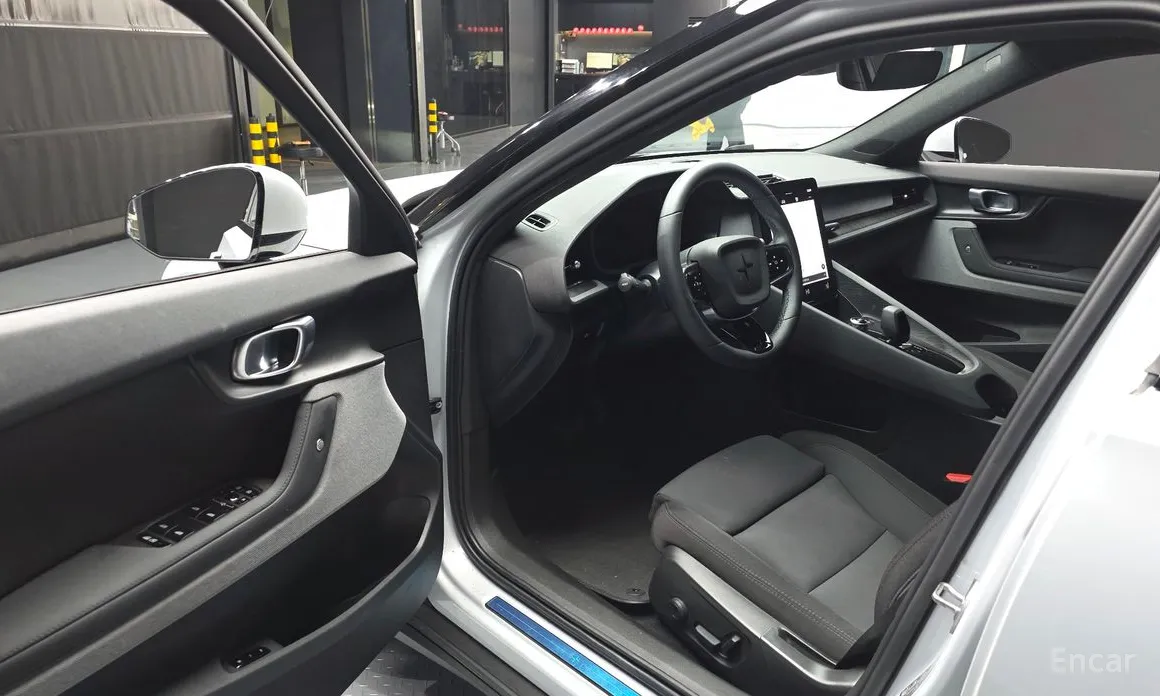 Фото 10 - Polestar 2