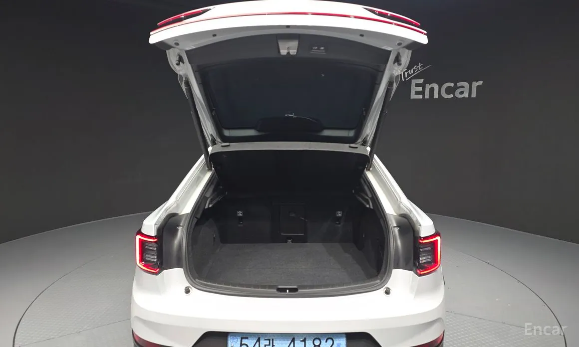 Фото 20 - Polestar 2