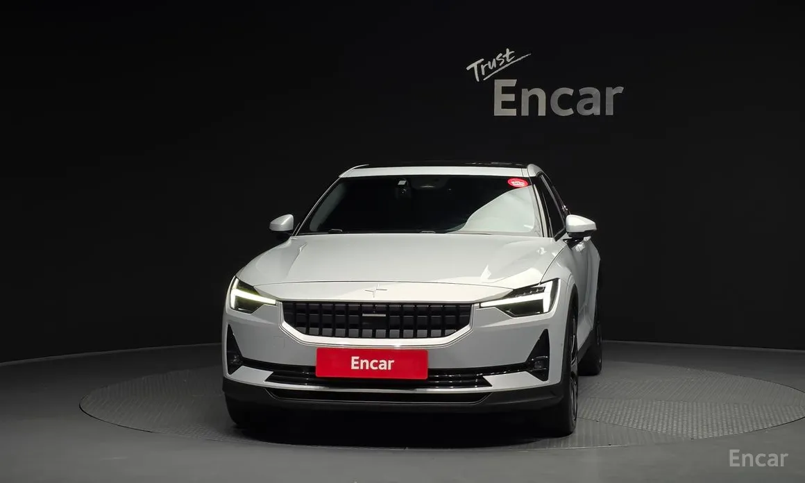 Фото 3 - Polestar 2
