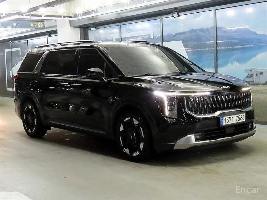 Фото 1 - Kia Carnival