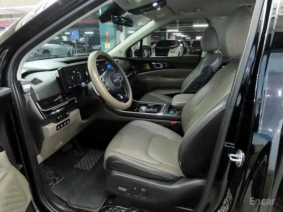 Фото 6 - Kia Carnival