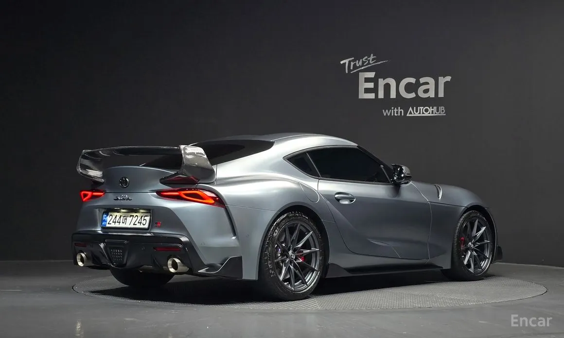 Фото 2 - Toyota Supra