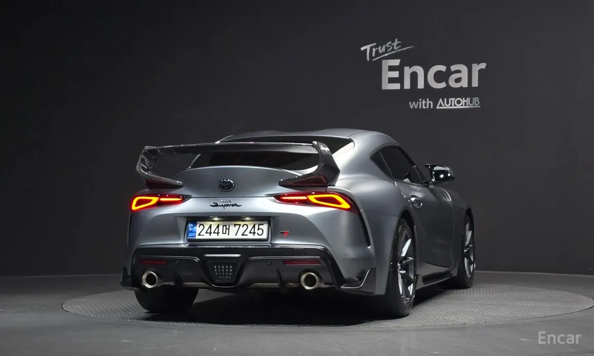 Фото 4 - Toyota Supra