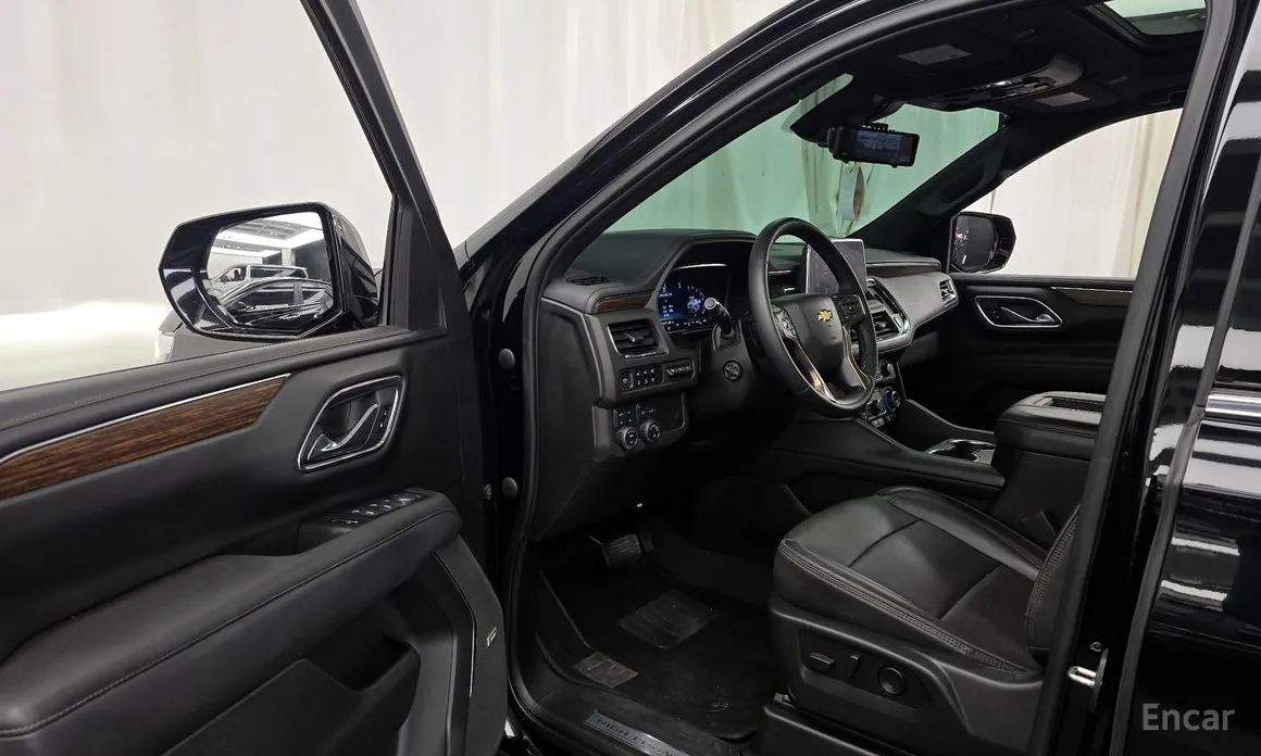 Фото 10 - Chevrolet Tahoe