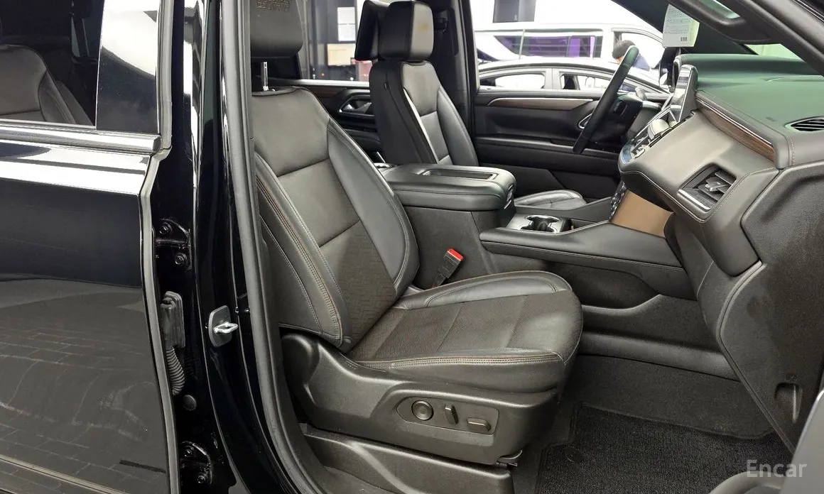 Фото 11 - Chevrolet Tahoe