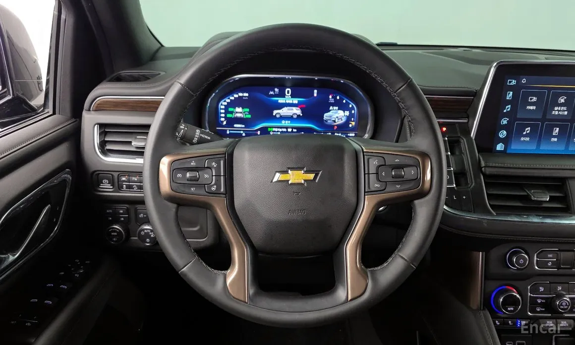 Фото 13 - Chevrolet Tahoe