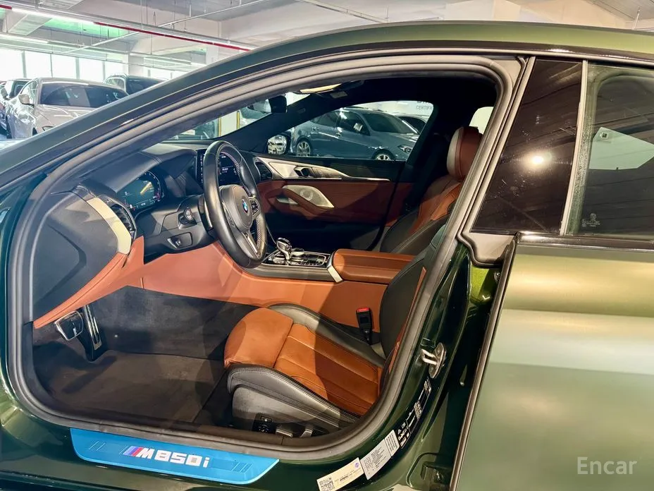 Photo 10 - BMW 8 Series