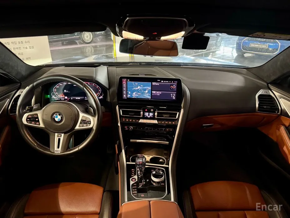 Photo 7 - BMW 8 Series