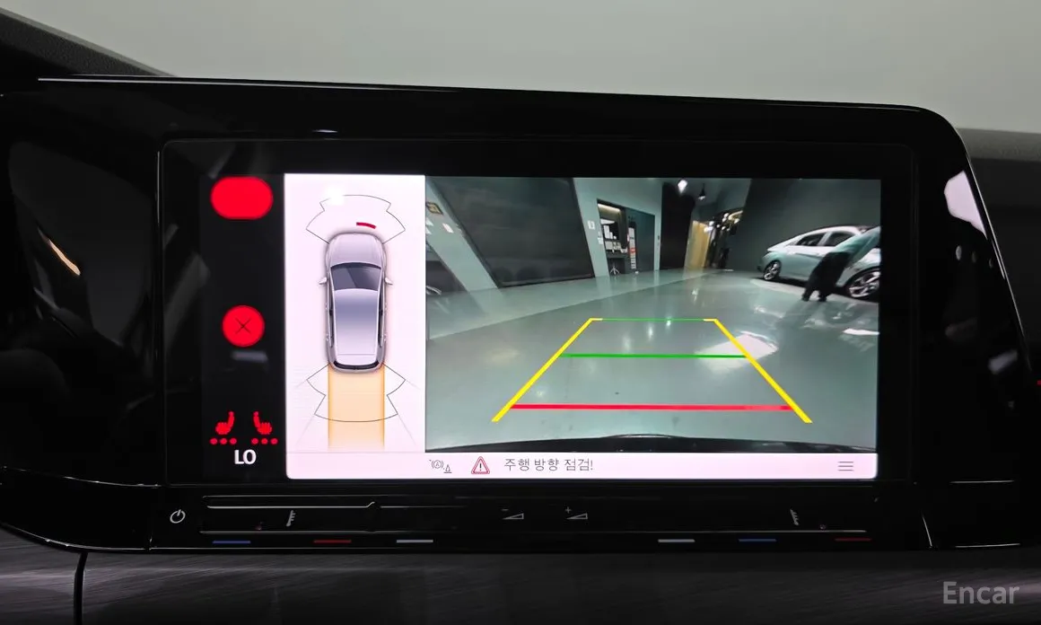 Фото 17 - Volkswagen Golf