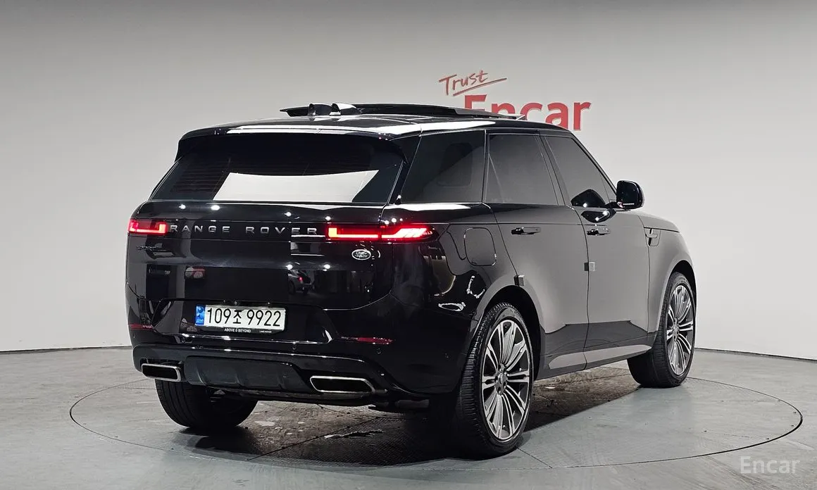 Фото 2 - Land Rover Range Rover Sport