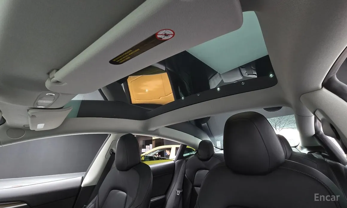 Фото 19 - Tesla Model 3