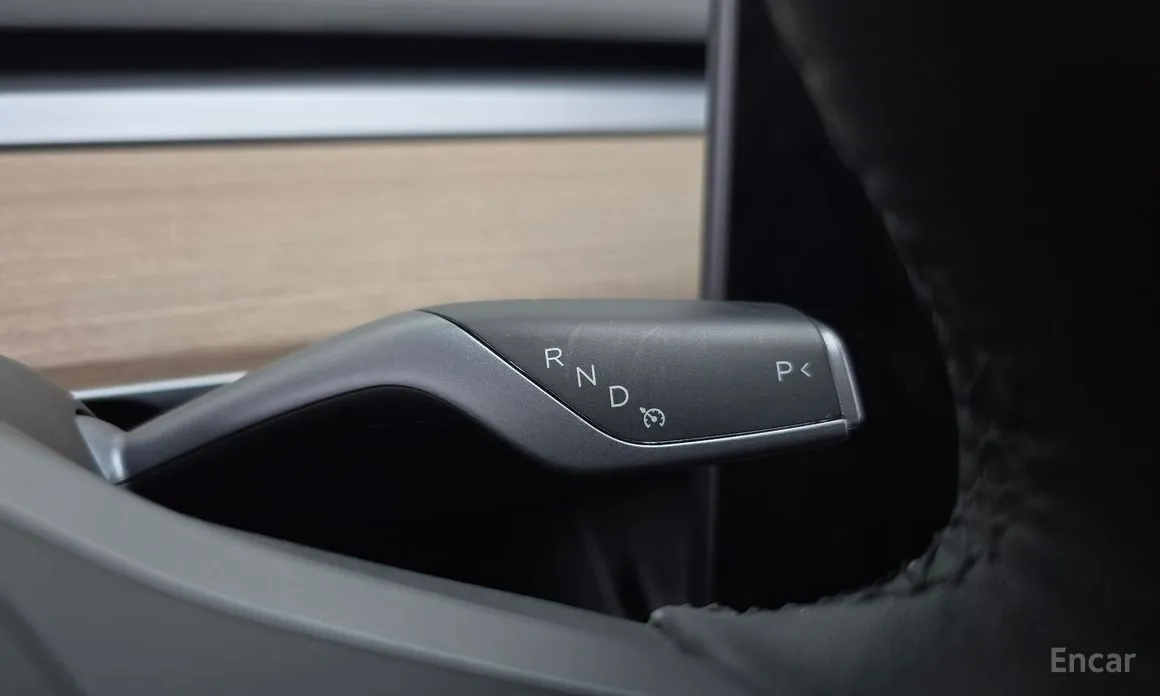 Фото 9 - Tesla Model 3