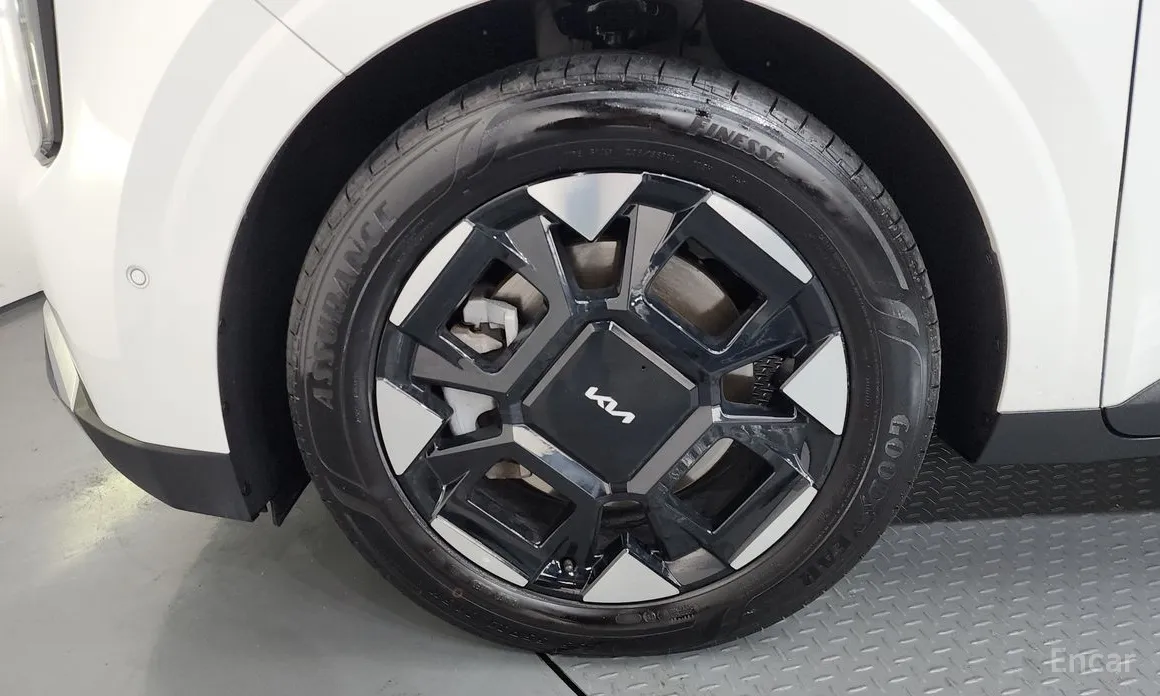 Фото 5 - Kia Carnival